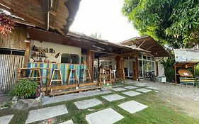 Lunazul Guesthouse
