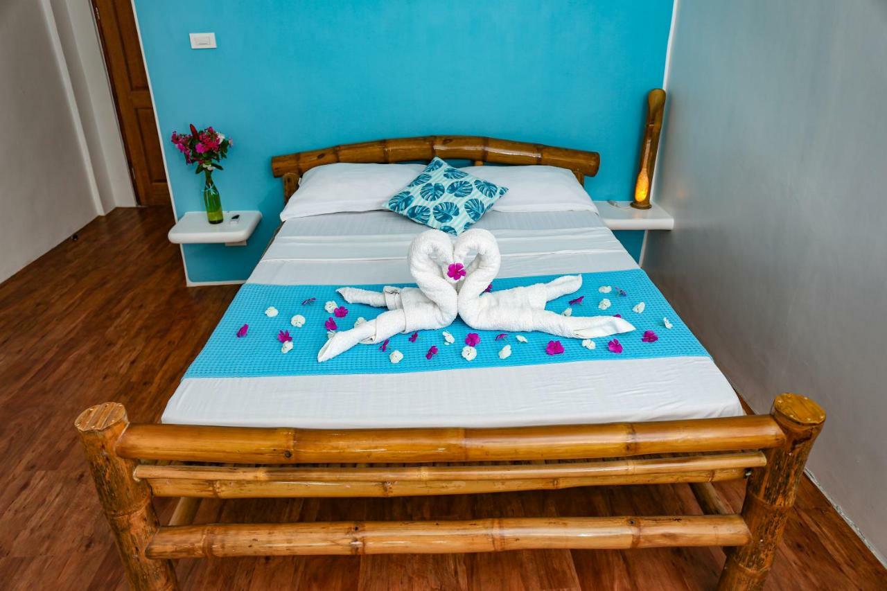 Lunazul Guesthouse San Vicente  Zewnętrze zdjęcie